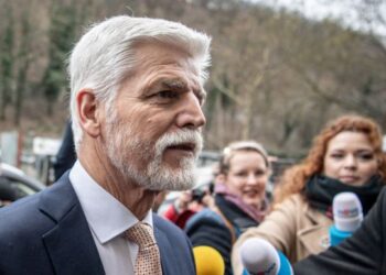 Czech prez-elect: Ukrainian victory would ruin Russia.