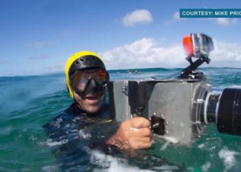 Legendary Hawaii surf photographer captures his own final moments