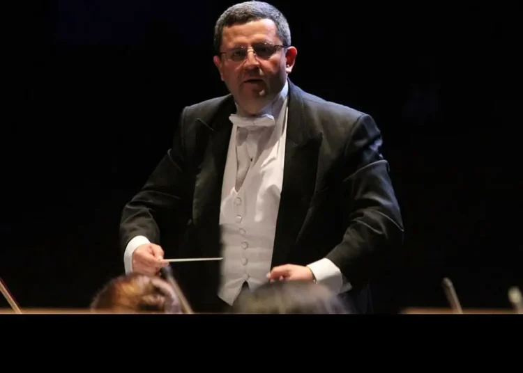Mastering the Symphony: An Interview with Renowned Assistant Conductor Dr. Carlos Ortiz