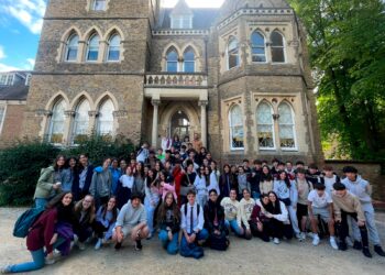 Azur Education Language Exchange program students