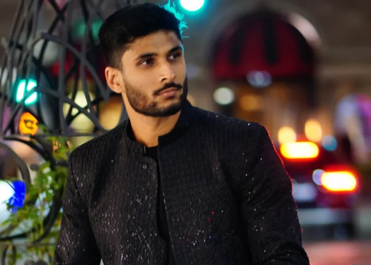 From Bullied Kid to Business Mogul: Mohammad Azeem Farooq’s Inspiring Journey to Success 11 From Bullied Kid to Business Mogul: Mohammad Azeem Farooq’s Inspiring Journey to Success