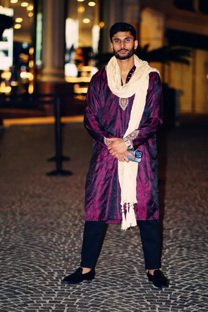 From Bullied Kid to Business Mogul: Mohammad Azeem Farooq’s Inspiring Journey to Success 12 Urbanskillet founder Entrepreneur Mohammad Azeem Farooq