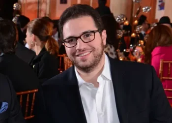 Jona Rechnitz – Businessman, Jewelry Consultant, and Floyd Mayweather Jr.’s Manager